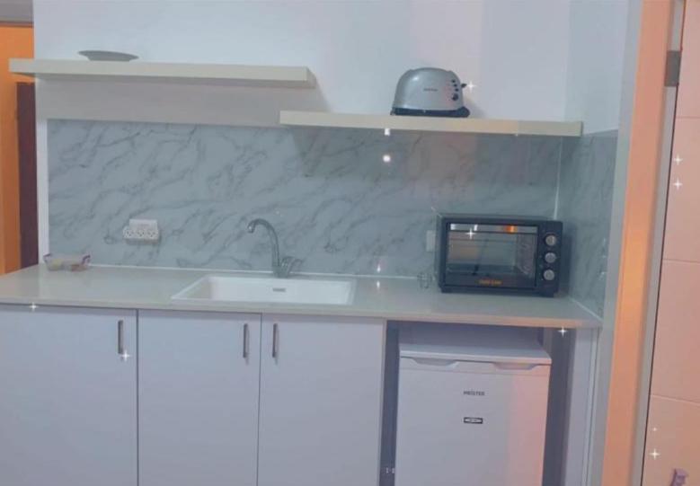 Romy Suites Deluxe Netanya Exterior photo